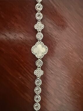 Silver Clover Bracelet